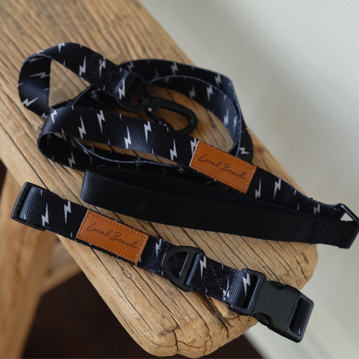 Local Beach Lightning Bolt 5ft Dog Leash Black
